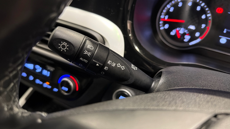 Hyundai i10 1.2 MPi Premium 5dr Auto Petrol Hatchback